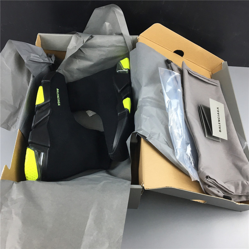 Ba*len*cia*ga speed trainer sneakers with yellow bottom
