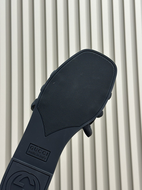 guci slides