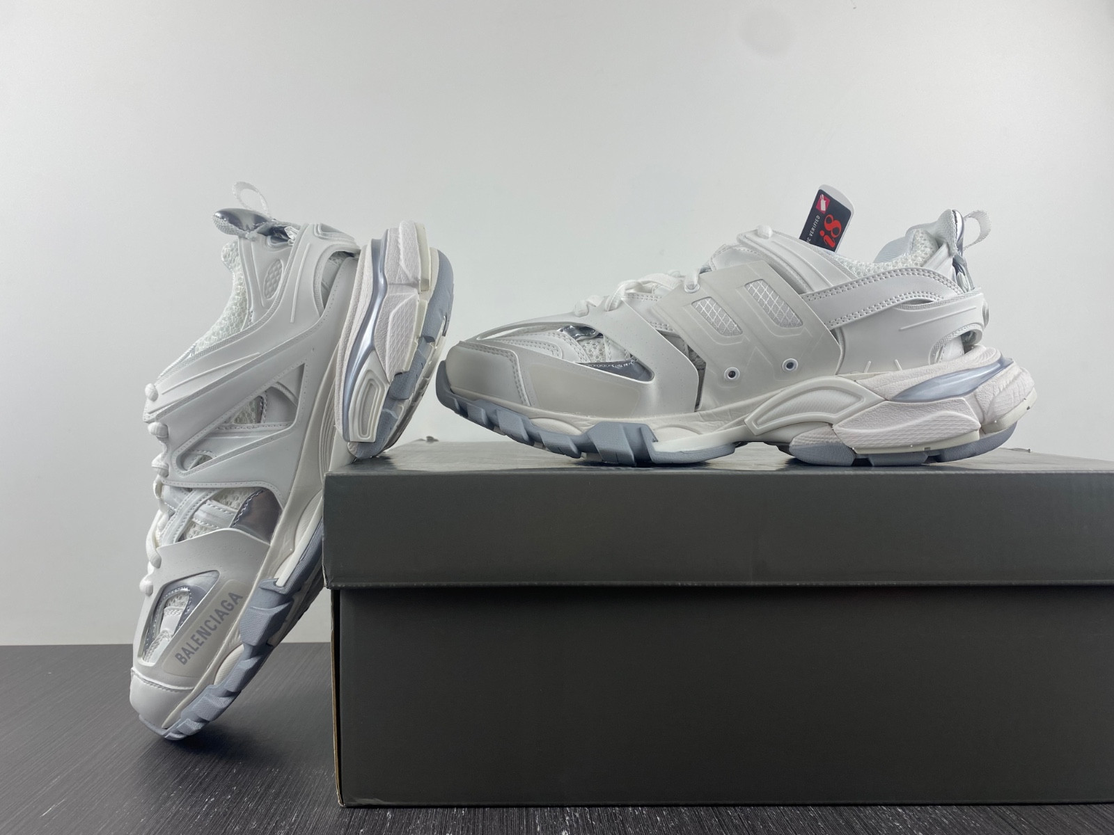 Ba*len*cia*ga track sneaker