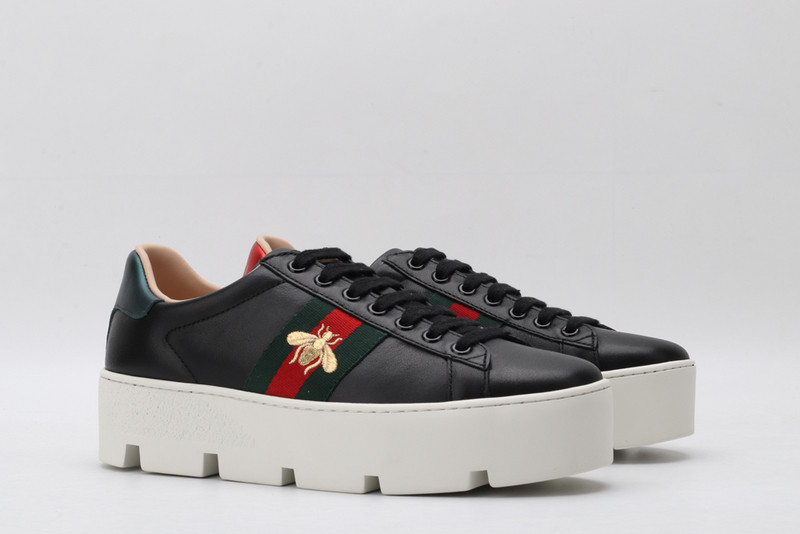 G*u*i sneaker