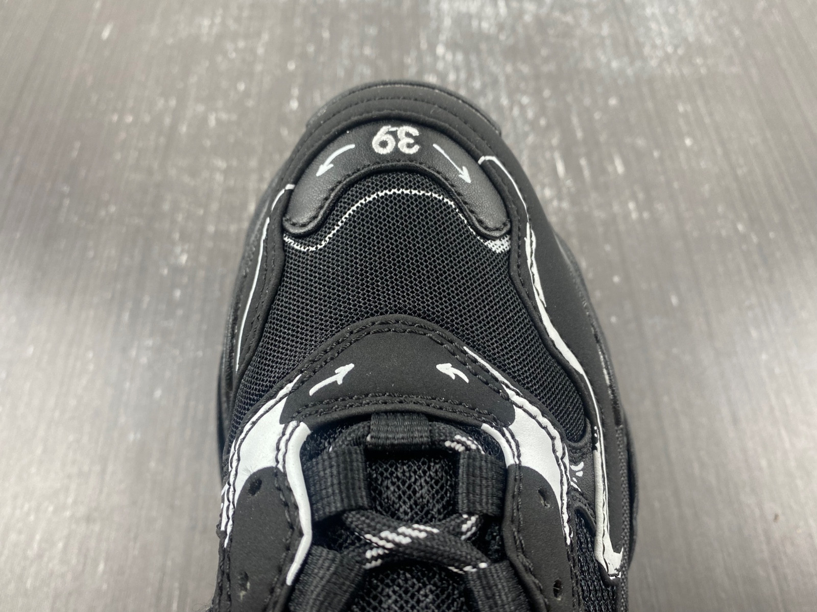 Ba*len*cia*ga triple s sketch black